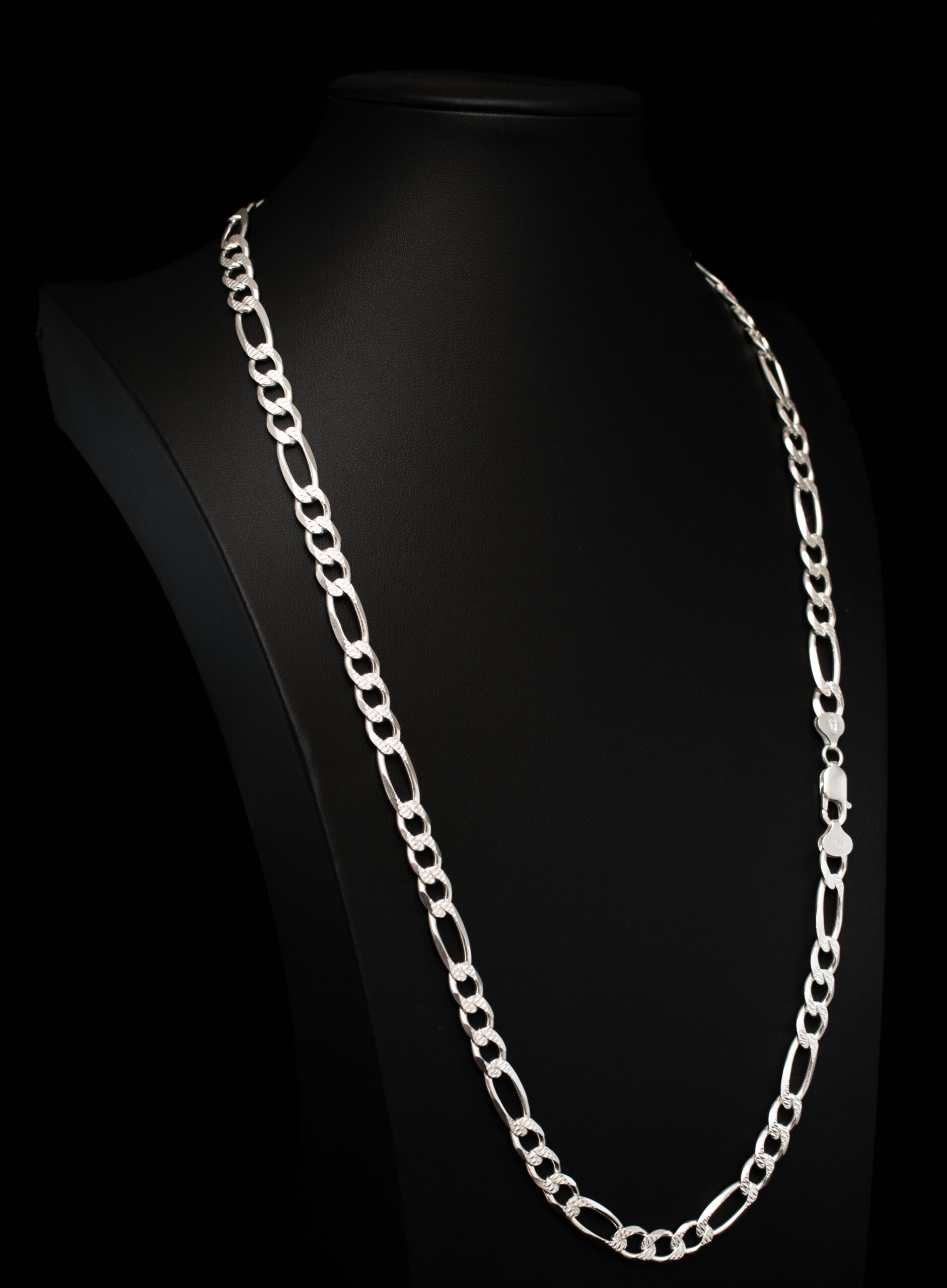9.25 Silver Diamond-Cut Figaro Chain 8mm