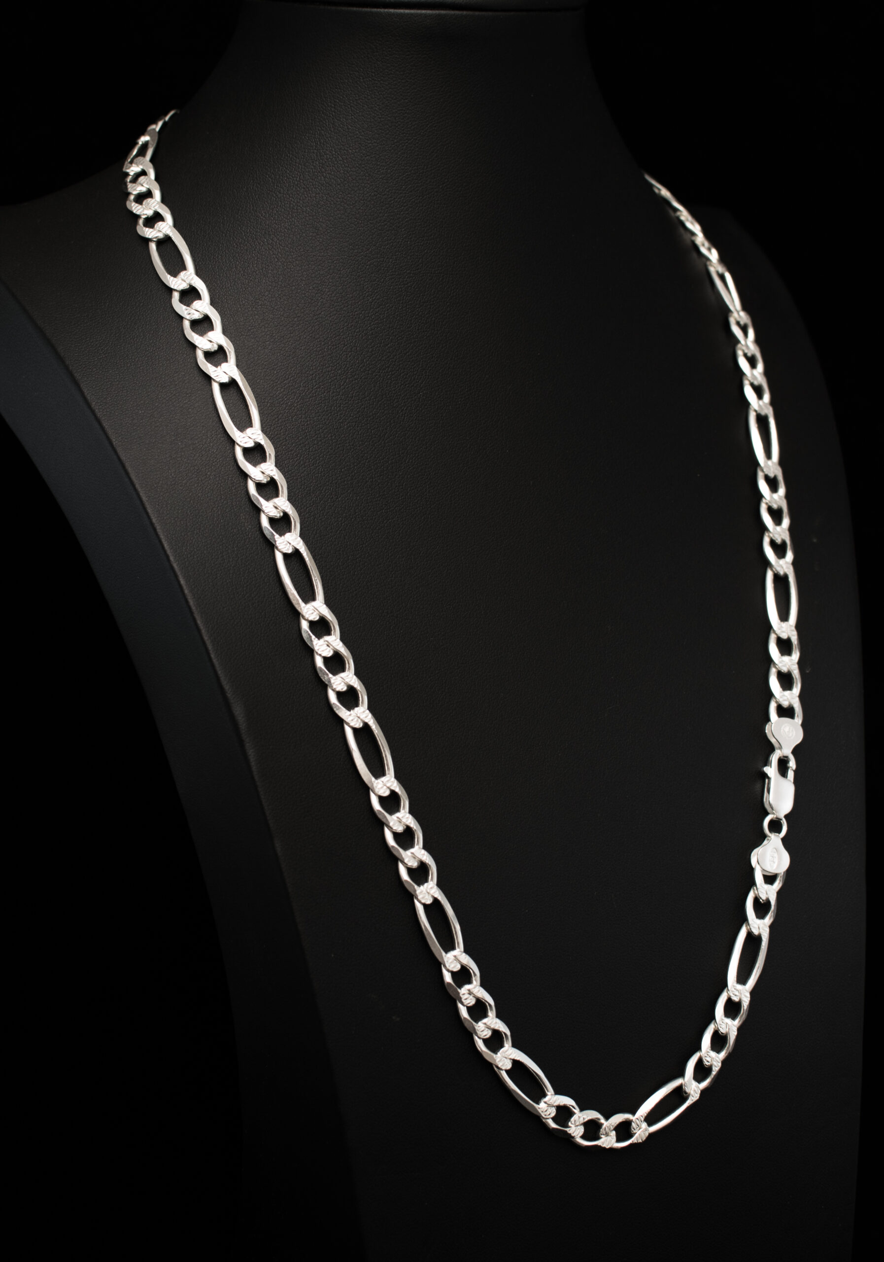 9.25 Silver Diamond-Cut Figaro Chain 8mm - Image 2