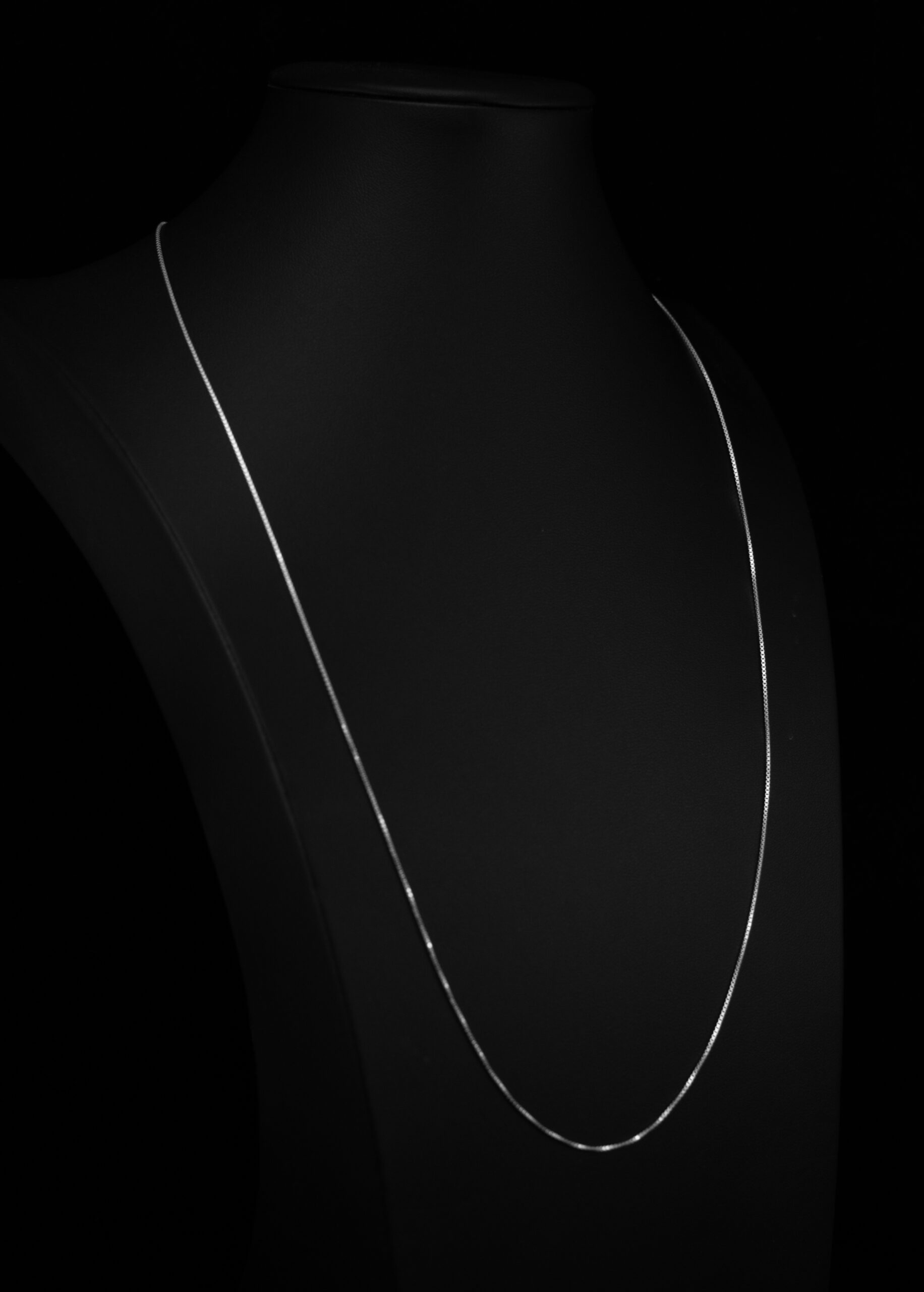 9.25 Silver Box Chain 0.8mm - Image 7